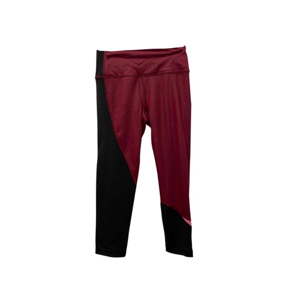 Victoria's Secret Pants - Victoria’s Secret Knockout by Victoria Sport Capri